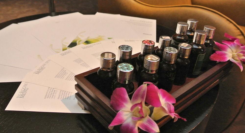 Отель The Westin Куала-Лумпур Экстерьер фото A collection of essential oils